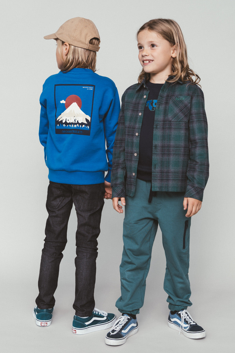 SIMON mount Fuji sweater -kobalt-