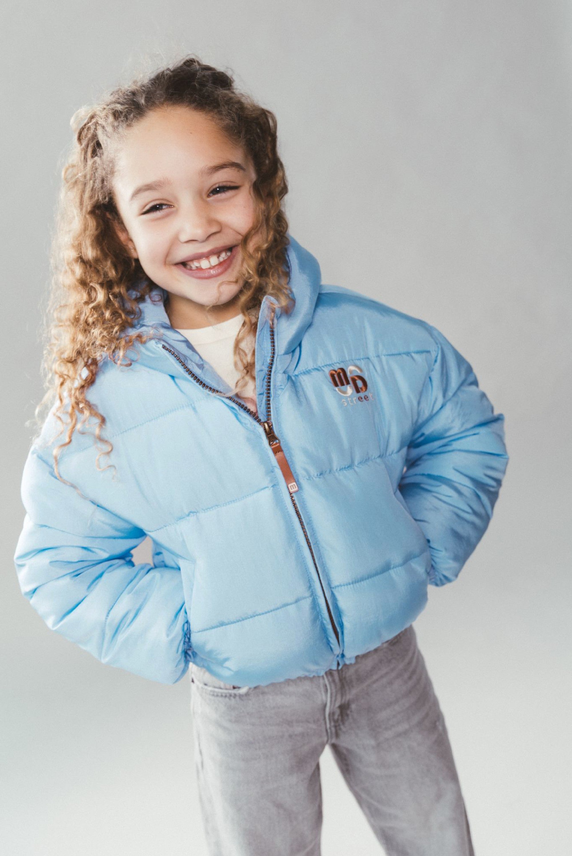JOYA cropped bomber - Soft Blue