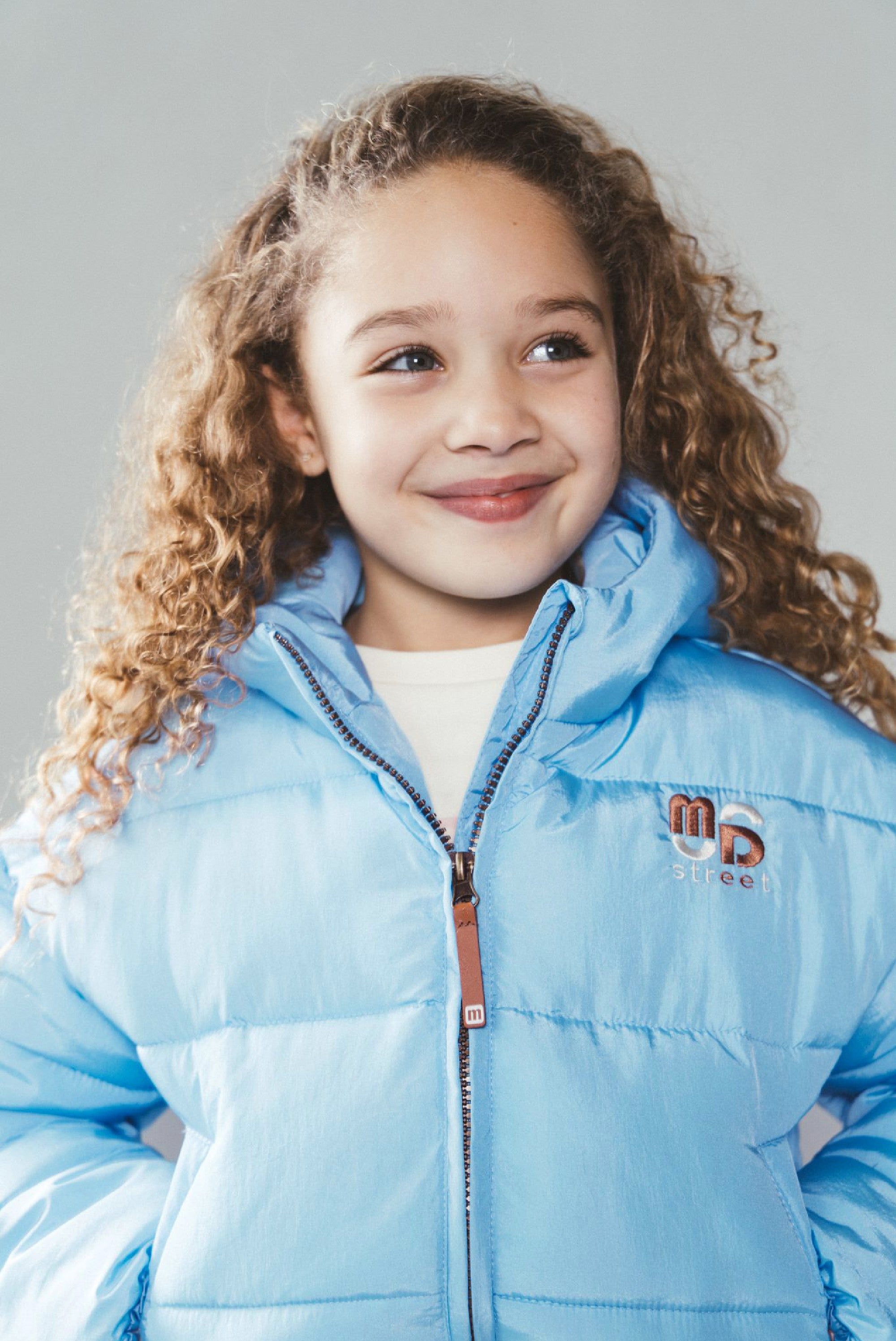 JOYA cropped bomber - Soft Blue